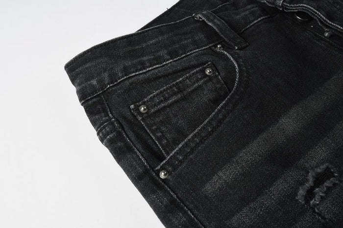 AMIRI Jeans A8925