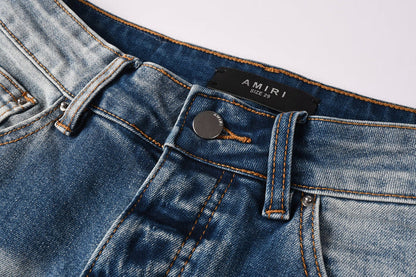 AMIRI Jeans A8926