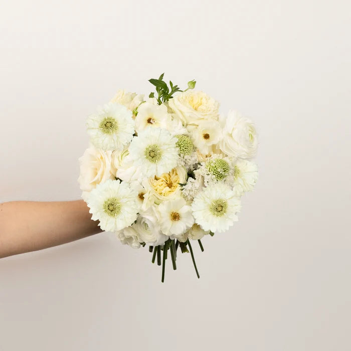 Cloud Dancer Flower Bouquet Close Up - Image