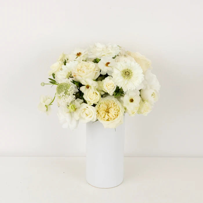 Cloud Dancer Flower Bouquet Vase - Image