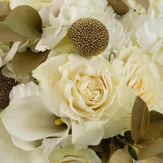 Modern Holiday Glam Gold Diy Flower Kit Close Up - Image