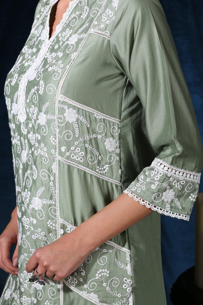 Scarlet Kurta Green